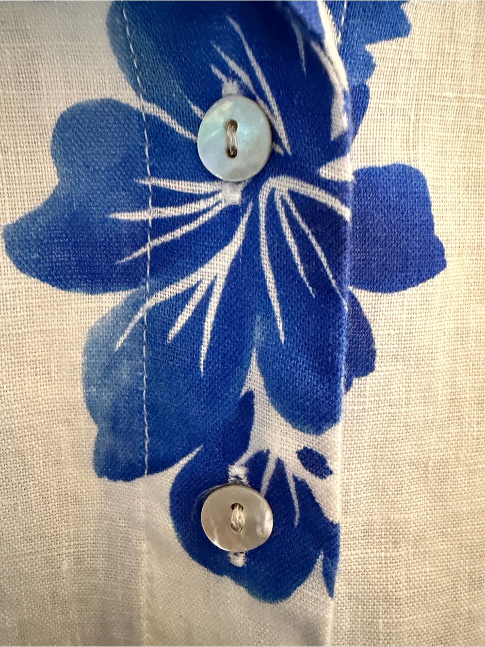 Magaschoni White Button-Front Top with Blue Floral Print - Picture 4 of 5